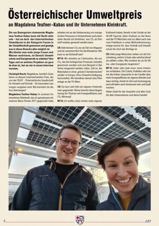 Interviewtext zu österreichischem Umweltpreis mit Magdalena Teufner-Kabas und darunter ein Foto mit zwei Personen, die unter einem Dach mit Solarpanelen stehen.