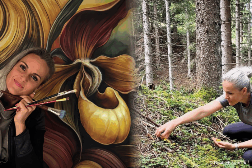 Frau mit Pinselns vor Gemälde mit Blumen und daneben Frau im Wald beim Sammeln.